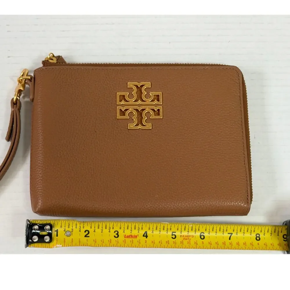 Tory Burch Tan Britten Large Zip Pouch Wristlet‎ Clutch Bag Purse